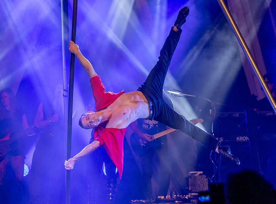 Thumbnail: Rock the Circus