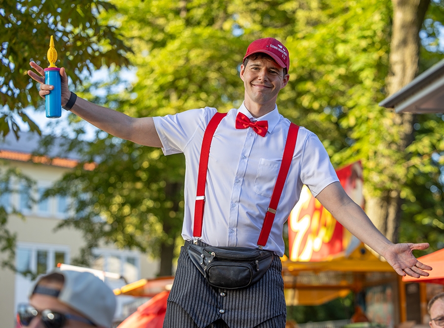 Thumbnail: Fest an der Fähre