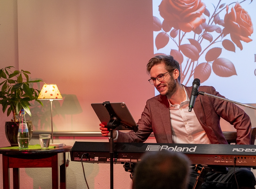 Thumbnail: Wohnzimmerkonzert mit Lukas Natschinski