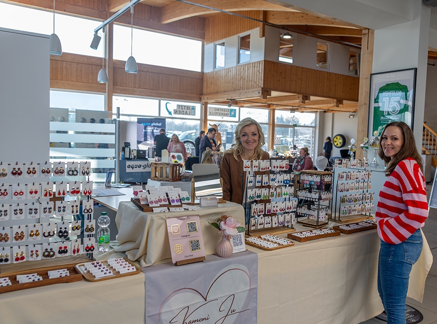 Thumbnail: Womensday drive & Shine