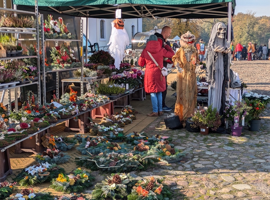 Thumbnail: Altlandsberger Frische- und Regionalmarkt