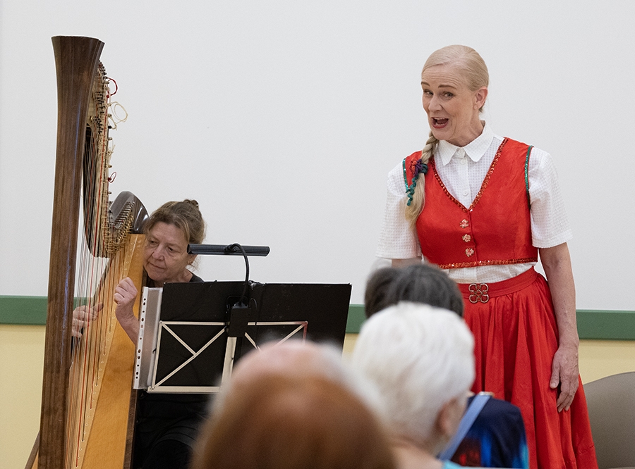 Thumbnail: Harfenkonzert mit Lesung von Dagmar Flemming