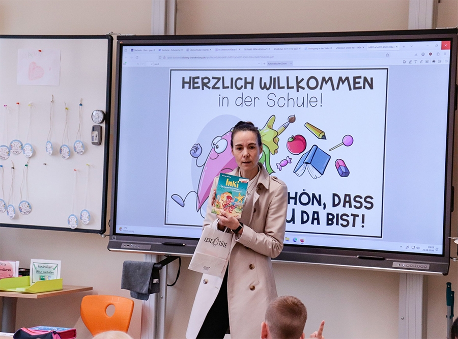 Thumbnail: Bürgermeisterin überrascht Schulkinder