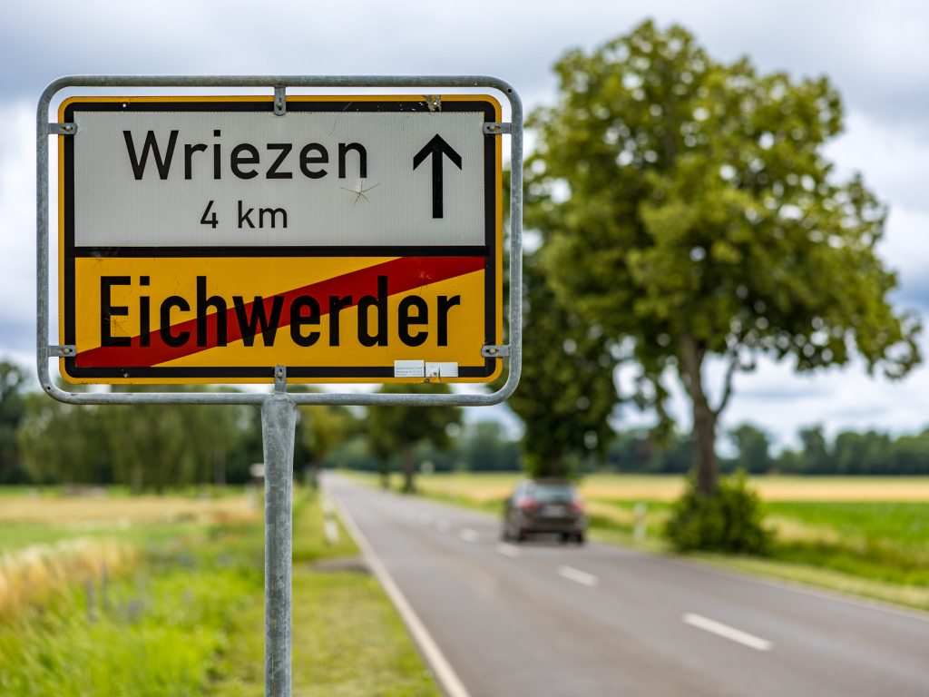 Thumbnail: Vernissage: Trilogie des Erinnerns - Teil 2: "Sei a Mensch"