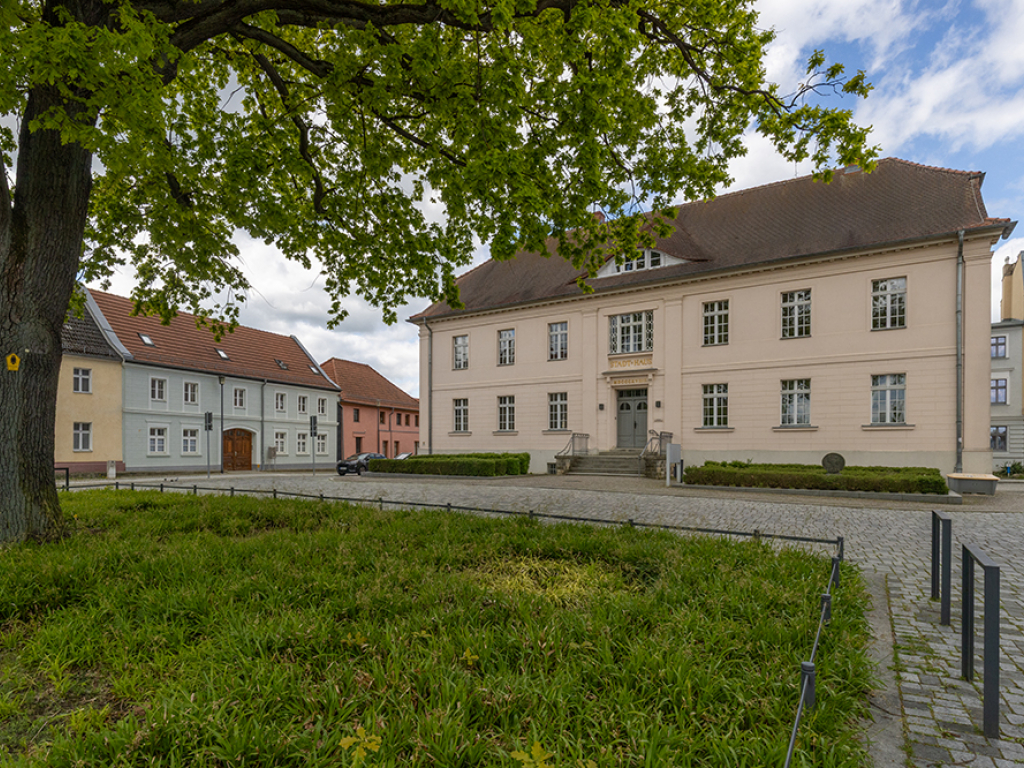Thumbnail: Strausberg: Stadthaus wie nutzen?