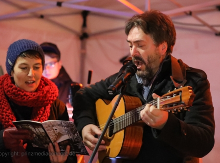 Thumbnail: Lebendiger Adventskalender in Strausberg
