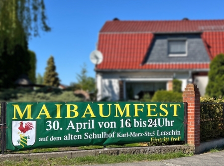 Thmubnail: Maibaumfest in Letschin