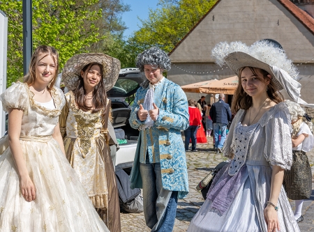 Thmubnail: Ostern im Park