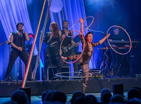 Thmubnail: Rock the Circus