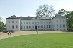 Thmubnail: Schloss Neuhardenberg startet