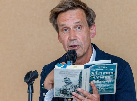 Thmubnail: Mann vom Meer